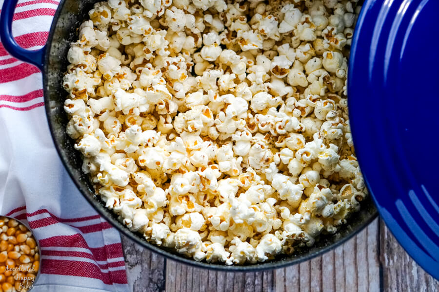 How to Clean Dutch Oven Cast Iron Pro Tips for Success?