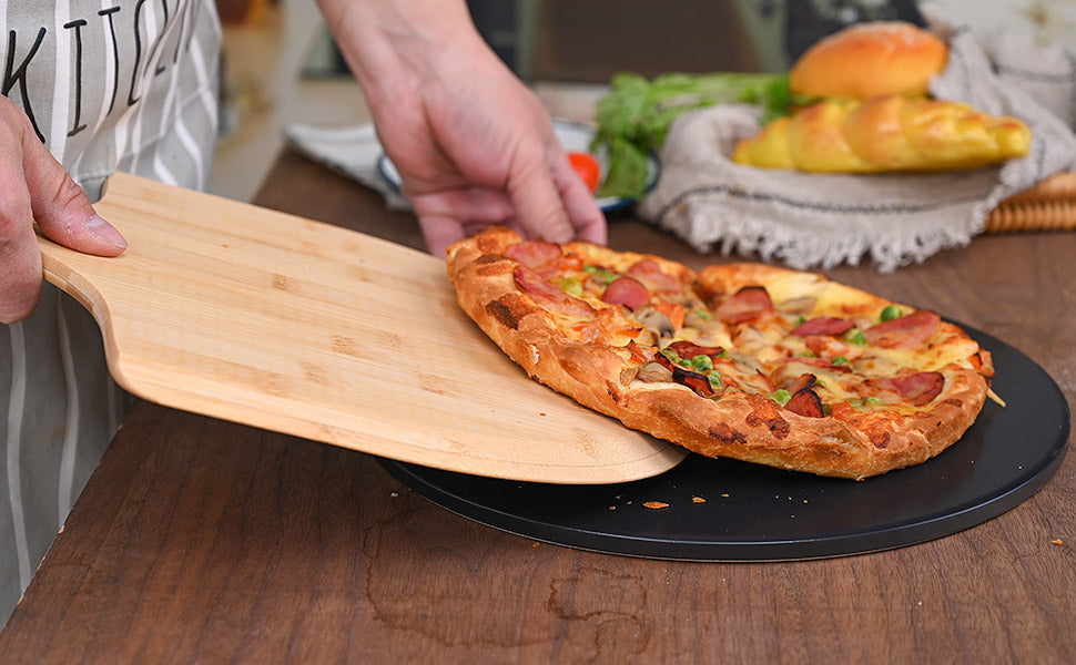 Comparing Baking Stones and Pizza Pans for Perfect Results?