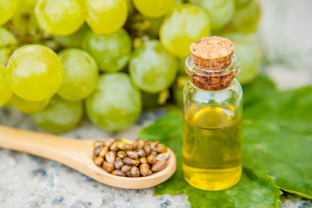 What Are the Benefits of Grapeseed Oil for Your Health and Kitchen?