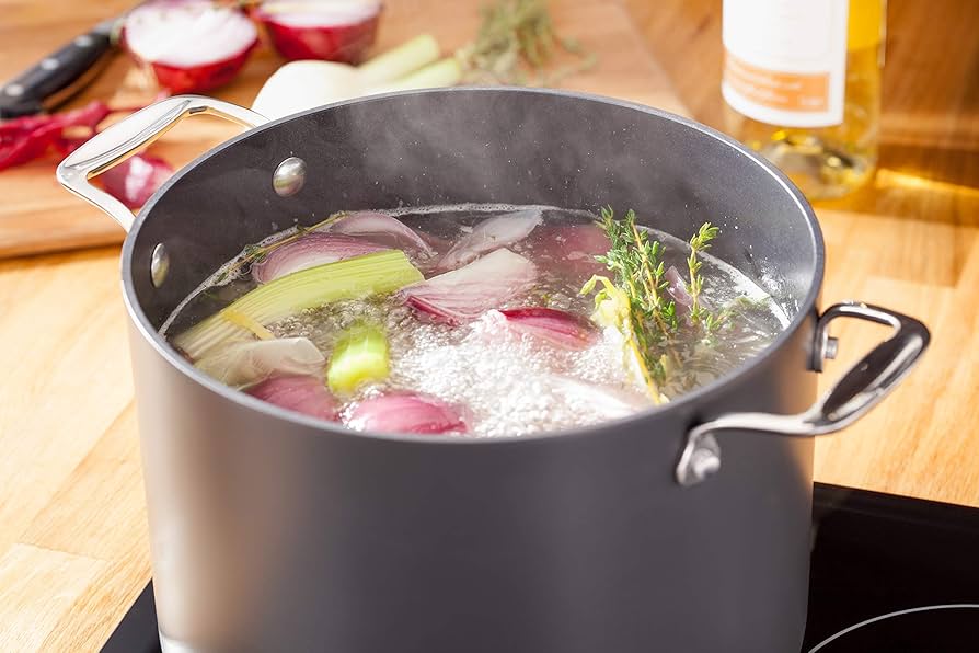 What Is a Stock Pot? Delighted Kitchen Professionals Must Know