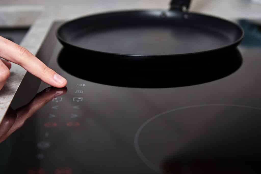 Using Cast Iron Griddle on Induction: A Kitchen Professionals Insight