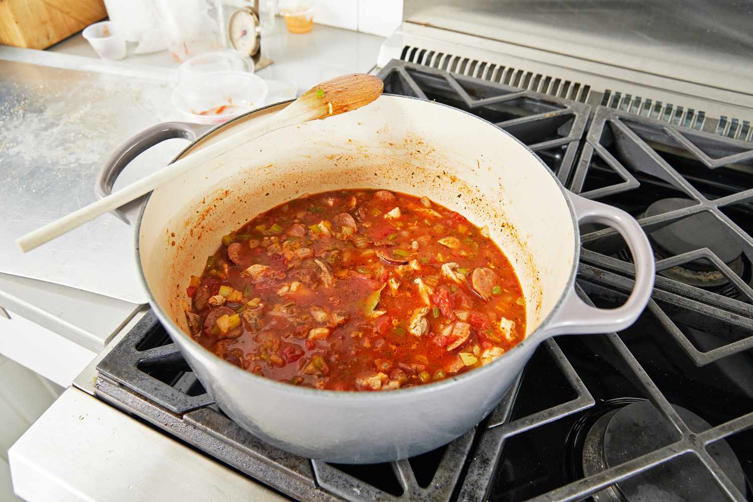 How to Clean Dutch Oven Stains: Terrific Tips for Professionals