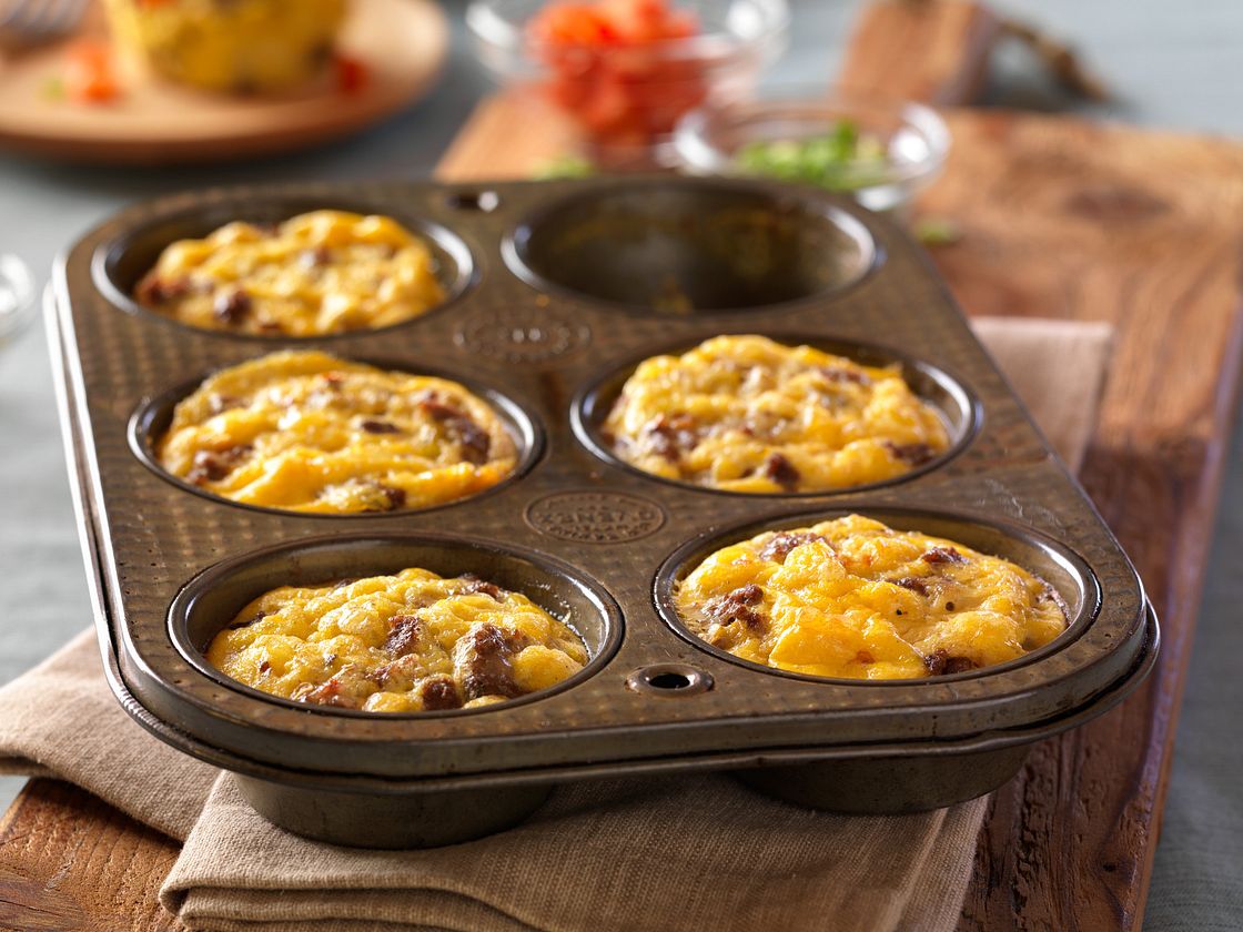 Brownie Bites in Cast Iron Pan: Perfectly Crisp and Chewy Treats