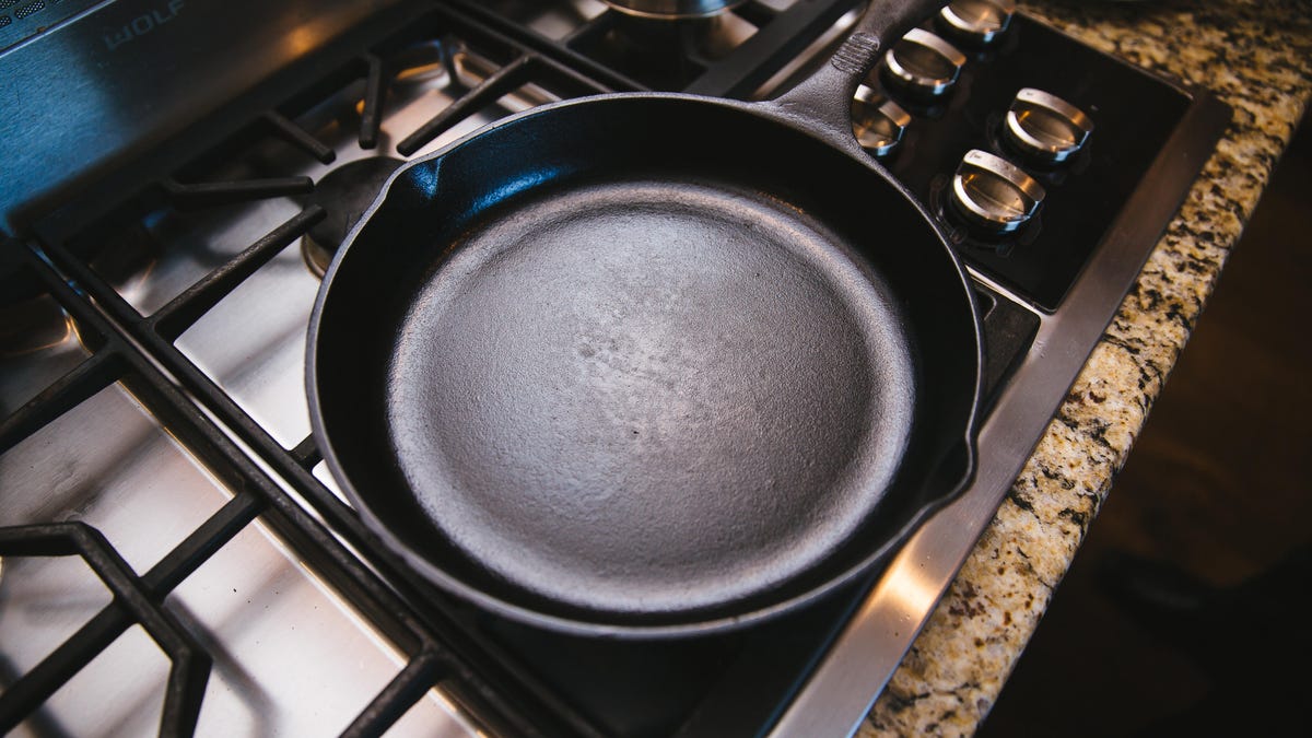 Transforming a Stainless Steel Skillet into a Nonstick Pan