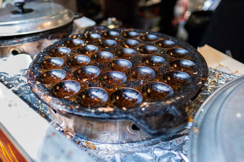 Why Choose a Cast Iron Aebleskiver Pan? Benefits and Top Models Explained