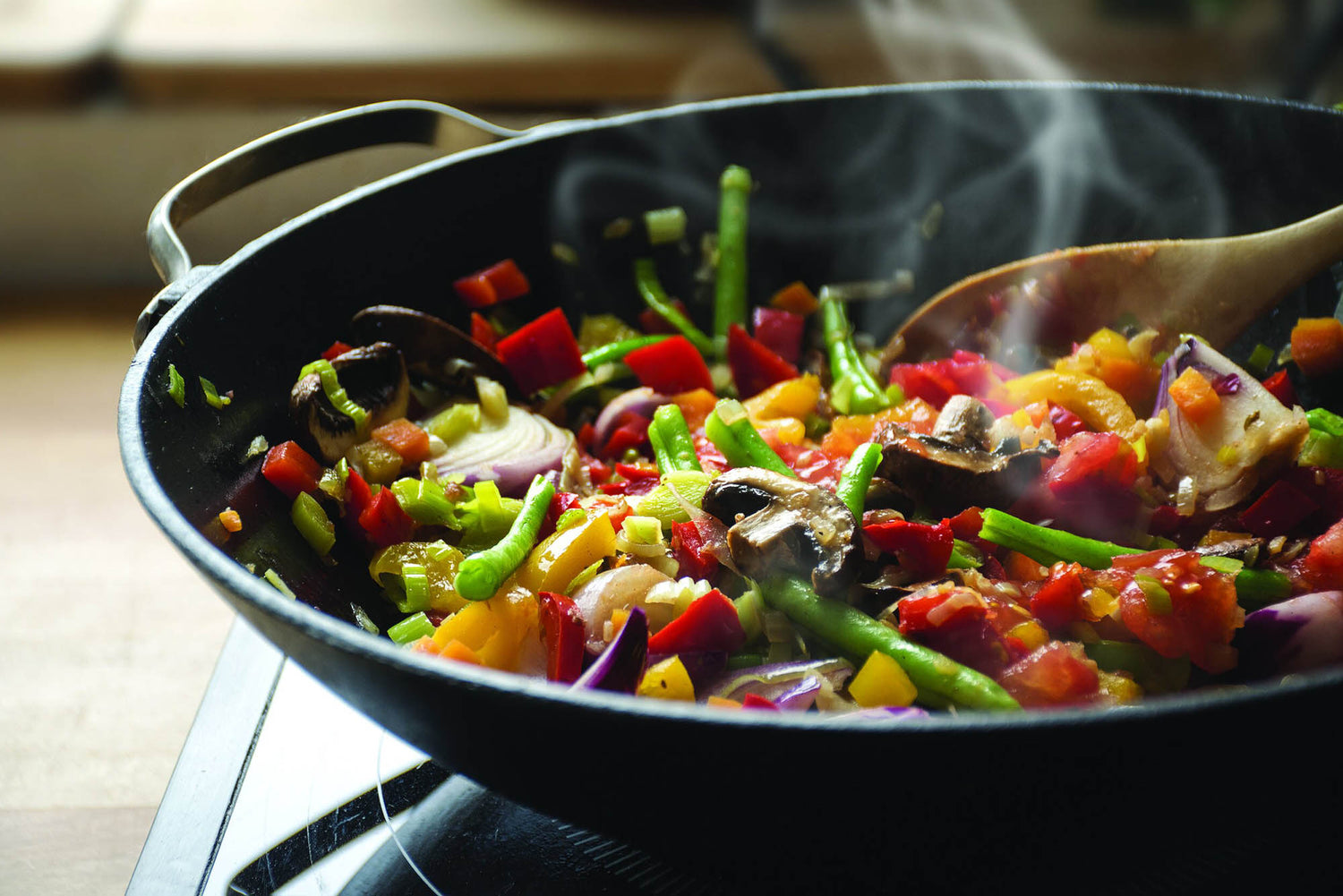 What is the Point of a Wok? Why Kitchen Professionals Use It