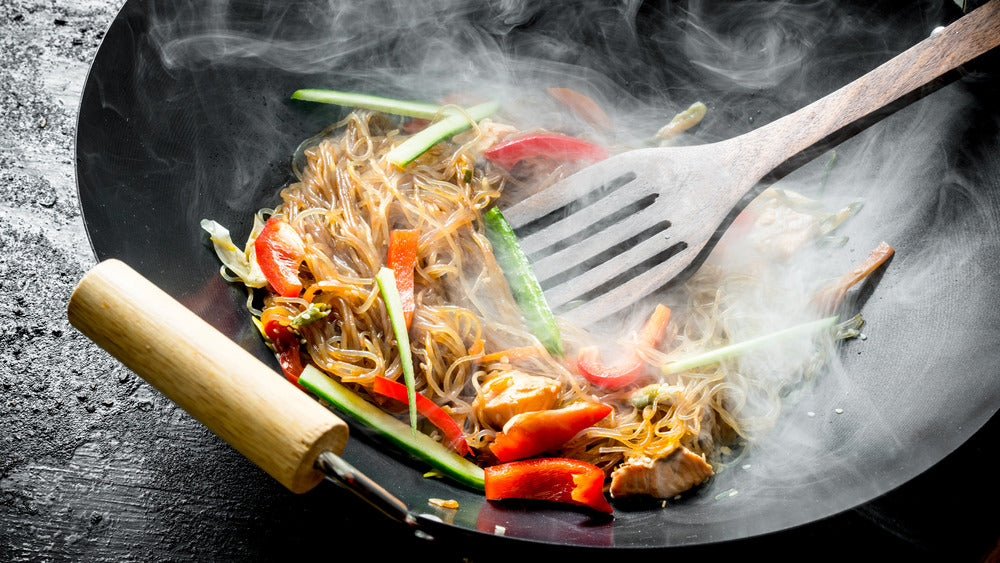 How to Cover a Wok Without a Lid: 5 Creative Solutions