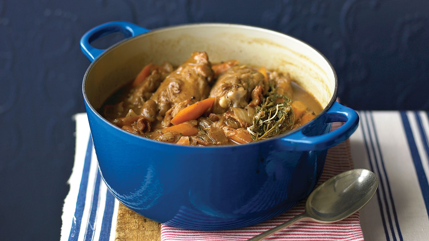 What is the Best Dutch Oven for Professional Chefs?