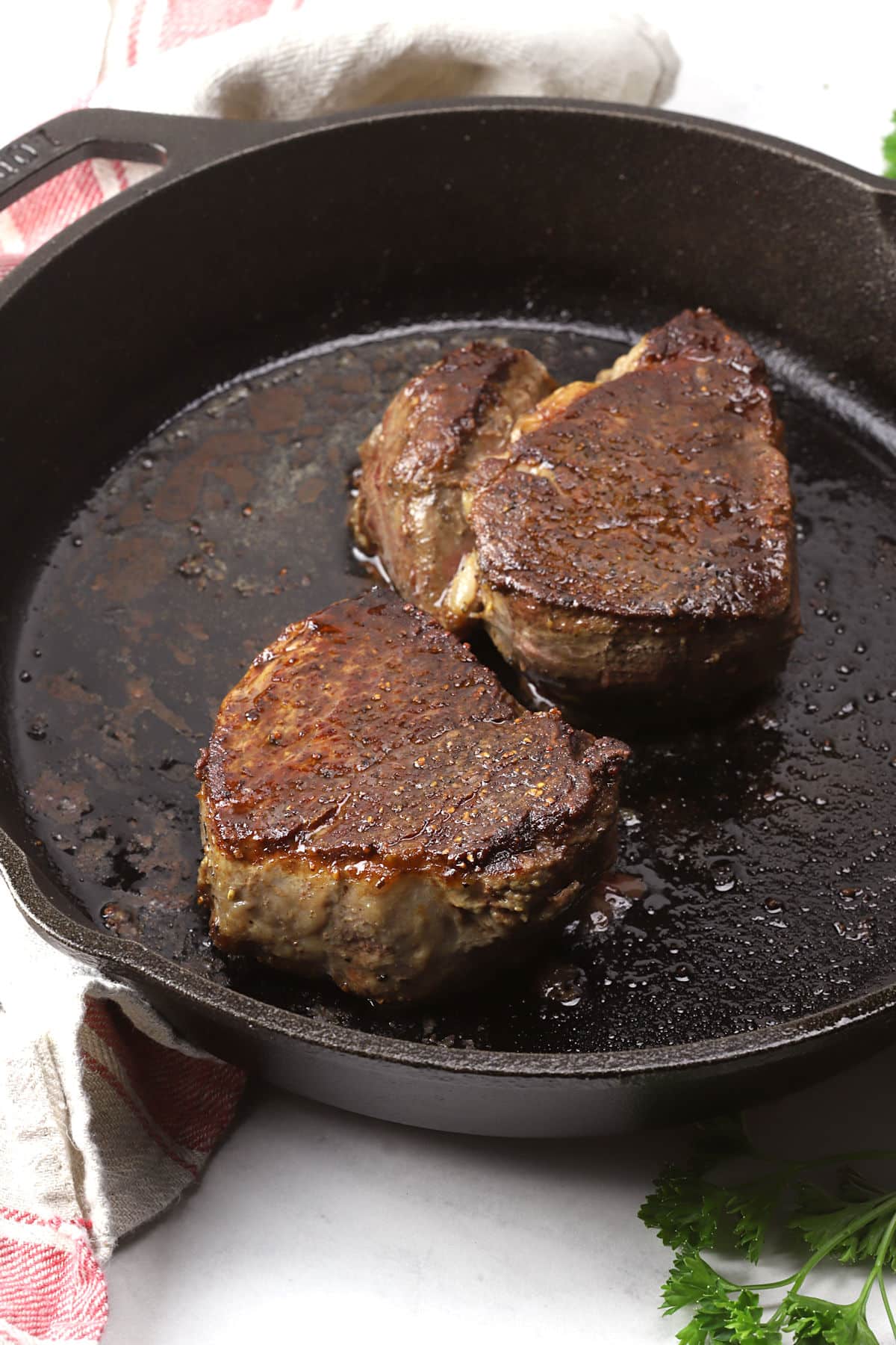 How to cook ny strip steak without cast iron skillet? An exclusive guide!