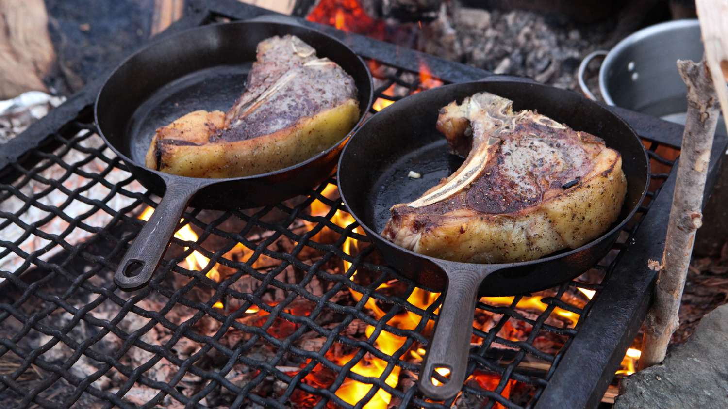 How Long to Cook Steak in Cast Iron for Medium-Rare?