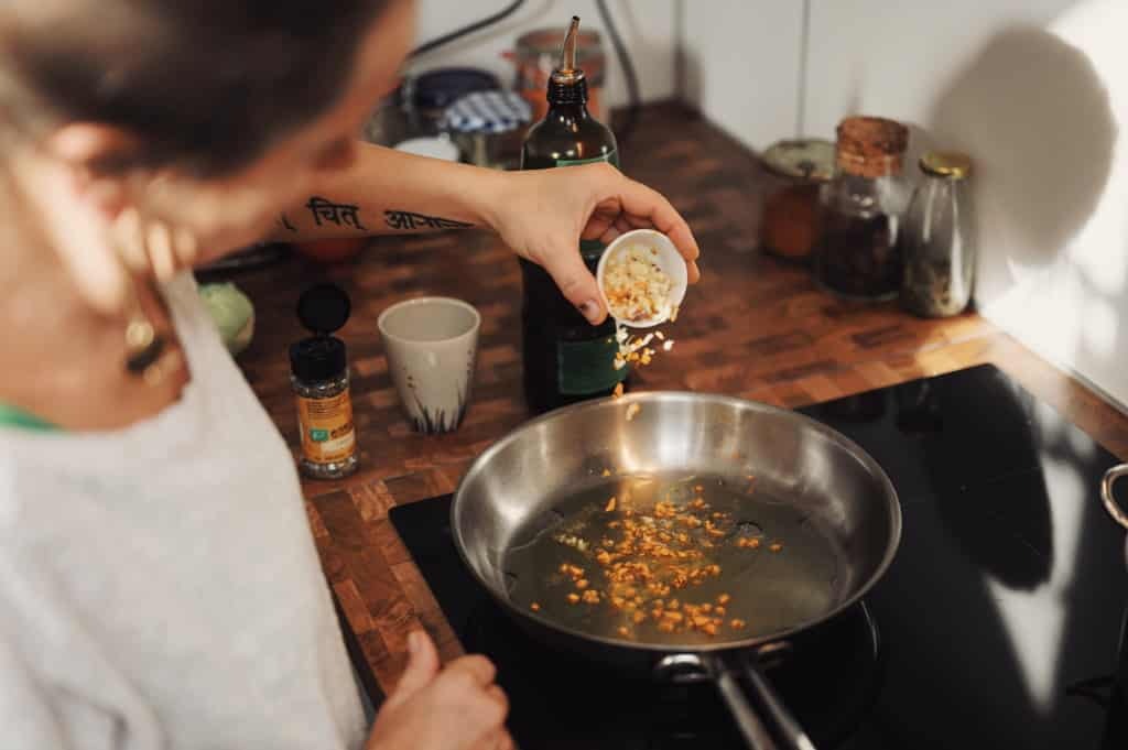 How to Clean Grease Off Laminate Kitchen Cabinets: A Step-by-Step Guide